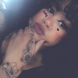 Meet your Posher, Alisa